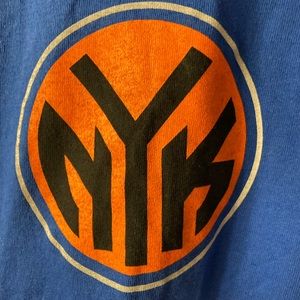 Vintage NYKnicks blue short sleeve tee shirt XL